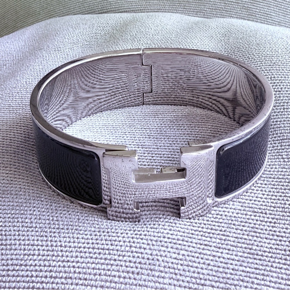 HERMES Black Enamel Palladium Plated Clic-Clac H GM Wide Bracelet
